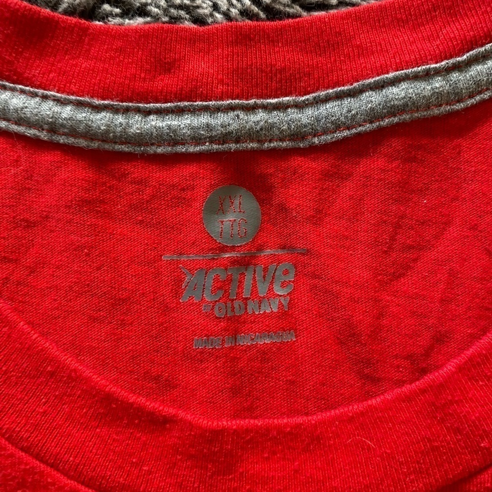 OLD NAVY Men’s Active Cut Off Tee - Picture 9 of 10